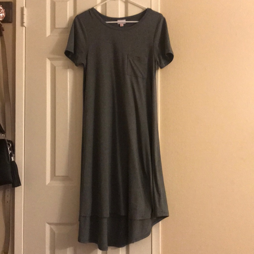 LIKE NEW LULAROE Carly!